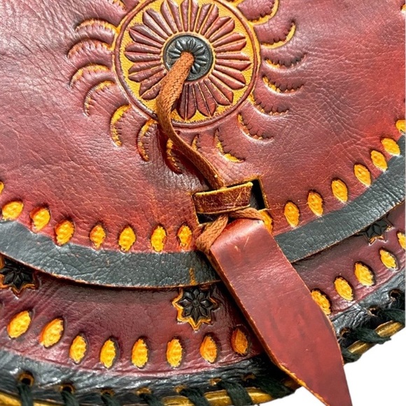 Vintage Hand Tooled, Handmade Leather Saddle Bag - Picture 8 of 12